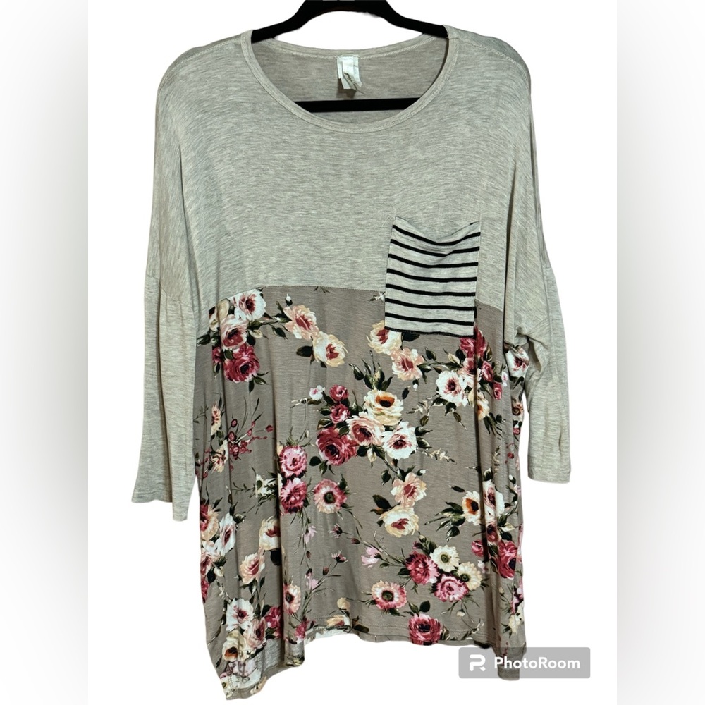 Grateful Hearts Floral Pocket Raglan Top Sz 3X
